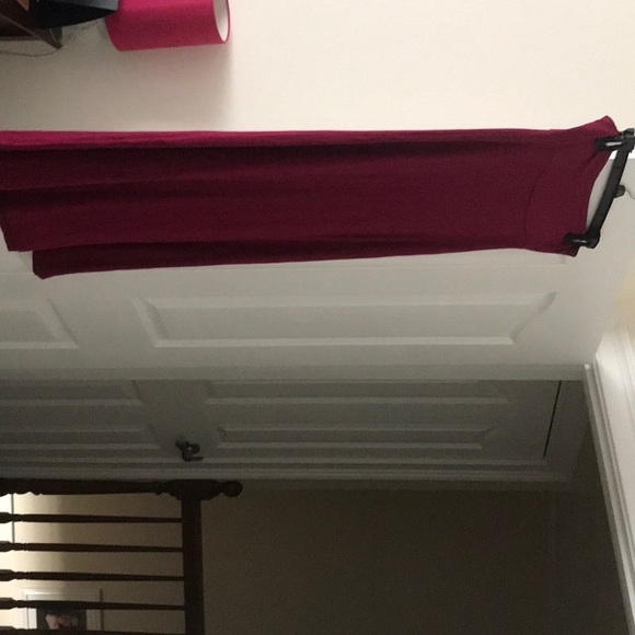 Burgundy maxi skirt - Picture 2 of 2